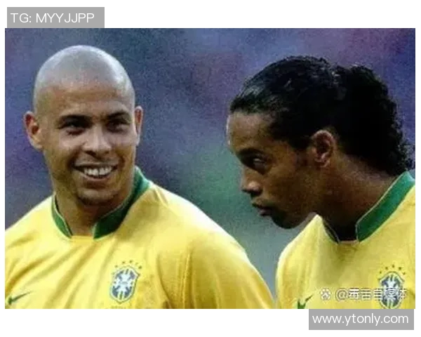 足球传奇同框：见证时代变迁的老一代球星合影瞬间